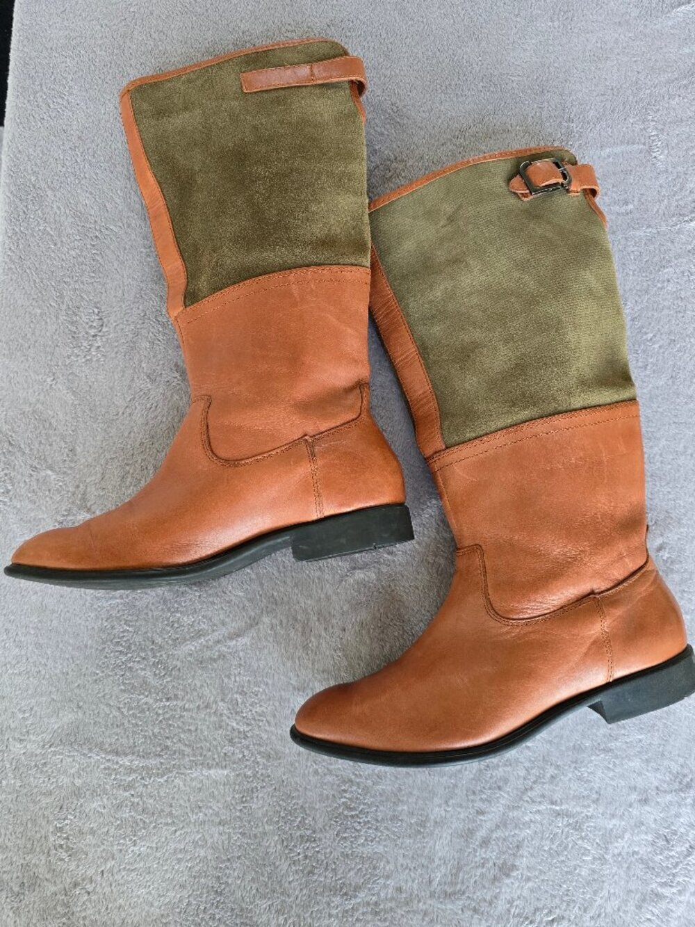 ROCKPORT knee high riding style boots womans leather and suede
